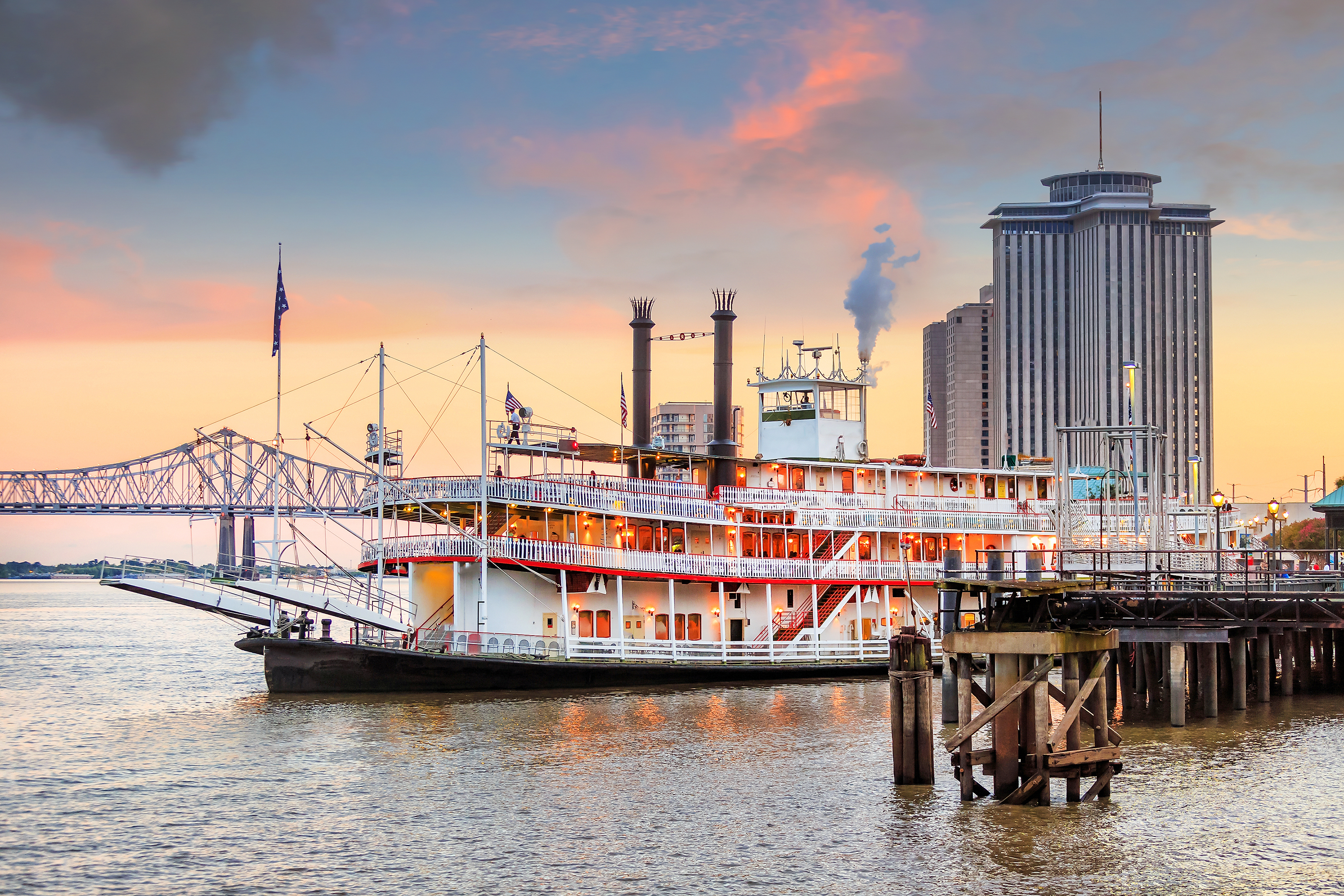 New Orleans Paddle Steamer - Senior Trip to New Orleans