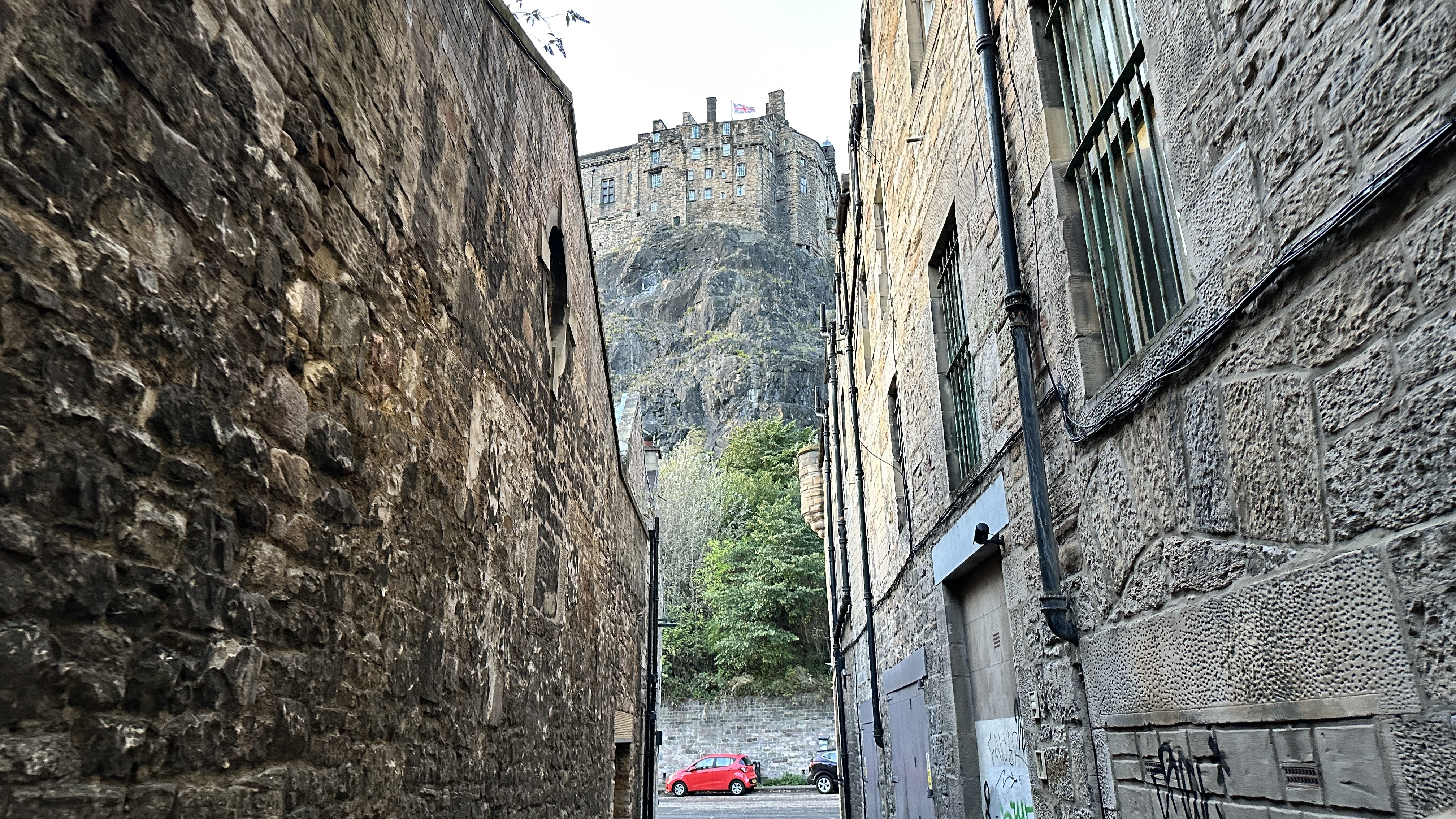 Street to Castle View - Senior Trip to Edinburgh